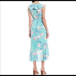 NWT Donna Morgan Floral Ruffle Wrap Dress Sz 6